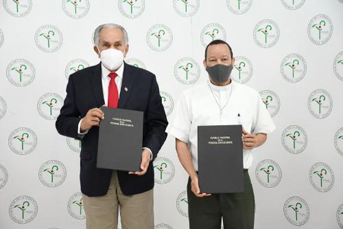 CONAPE firma acuerdos con la iglesia católica